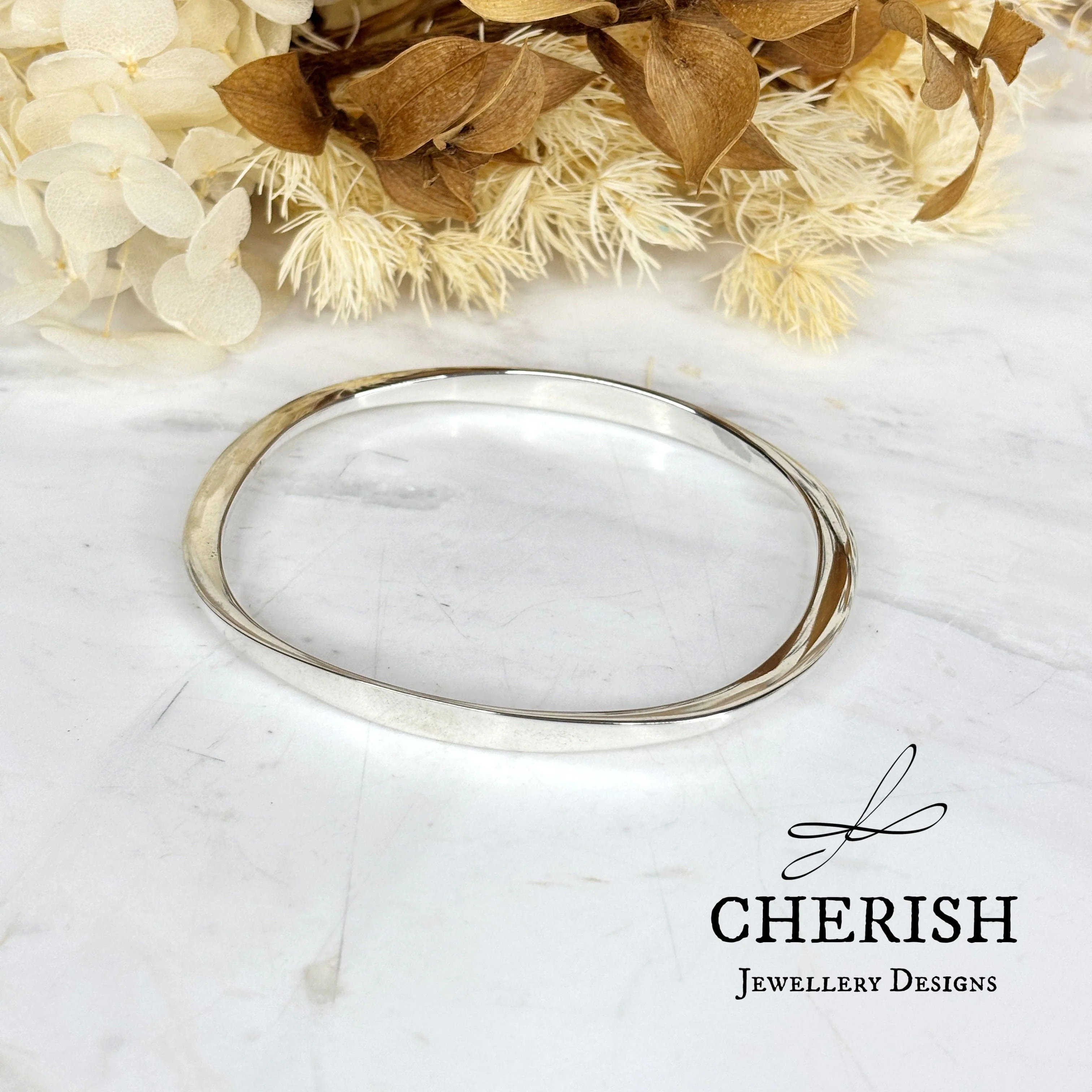5mm Oval Bangle Flattened Sides