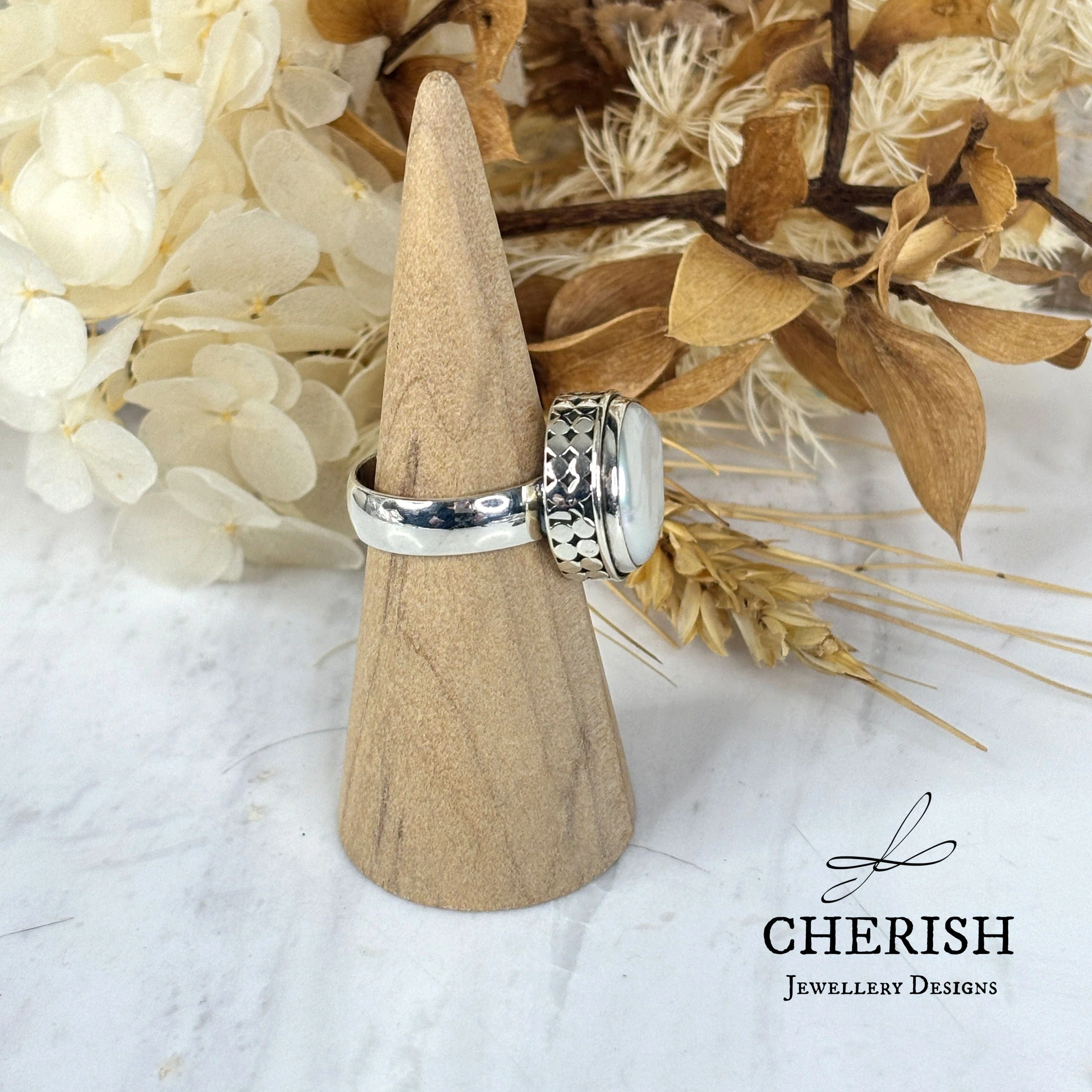 Baroque Pearl Ring with double dotti edge - Image 3