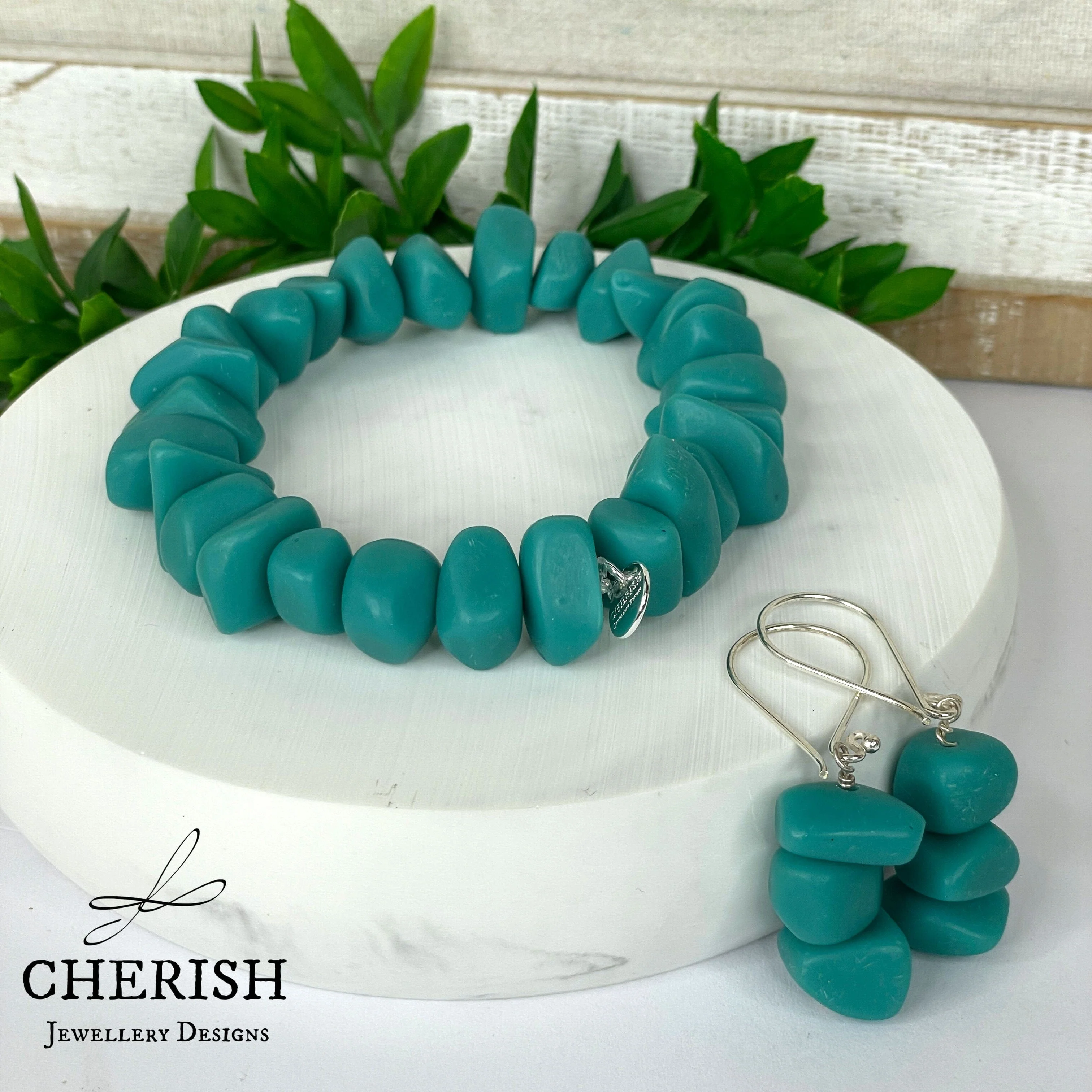 Giana Resin Bracelet (8 colours available) - Image 5