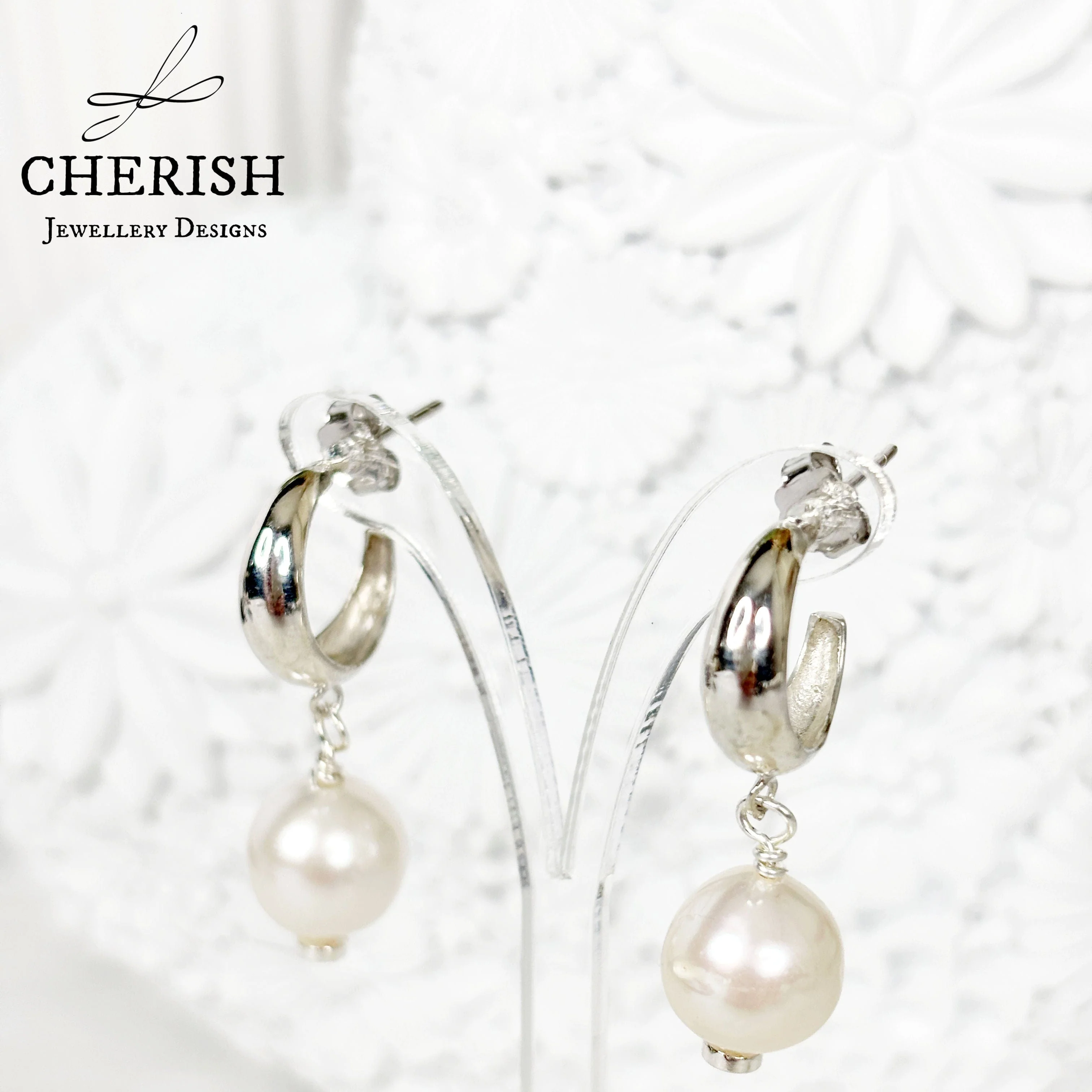 Lulu Pearl Hoop Earrings - Image 3