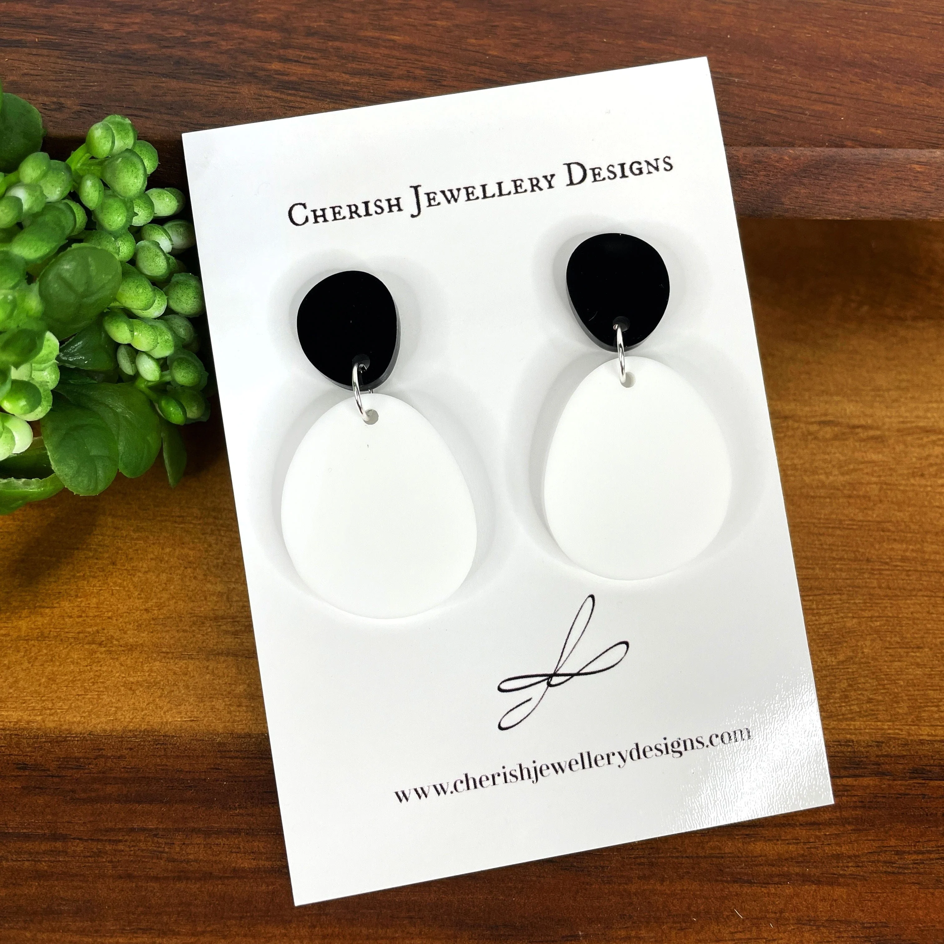 Mini Pond Two Toned Earrings - Image 3