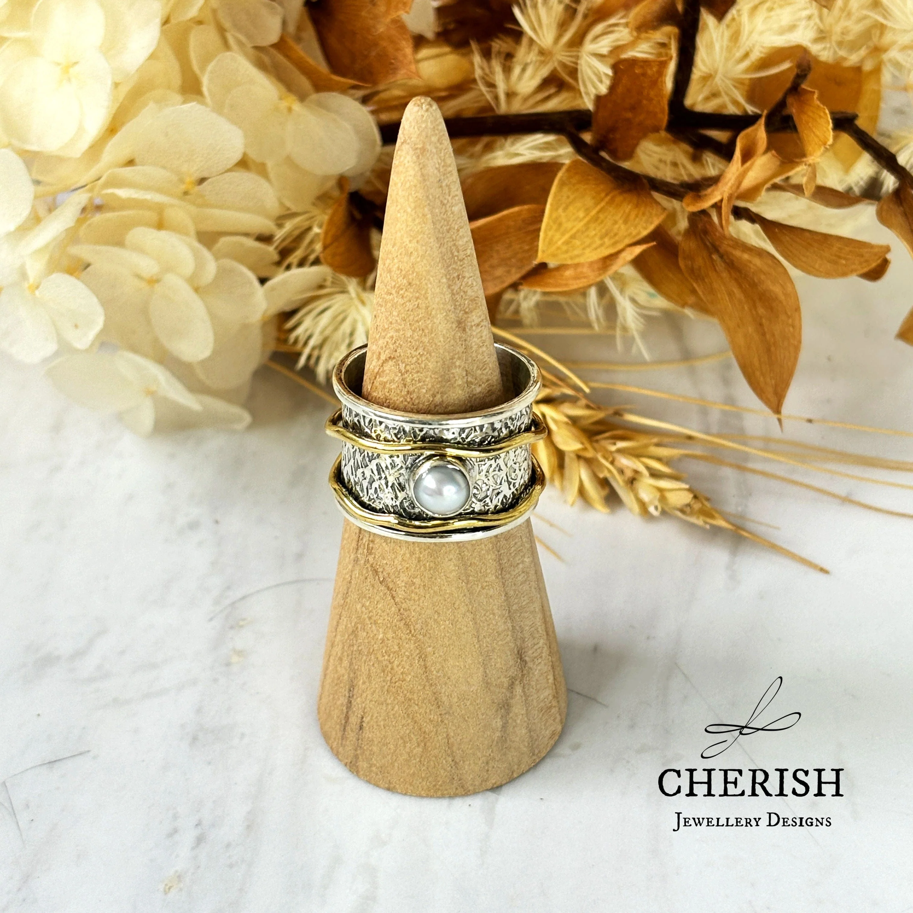 Ram Pearl Spinner Ring - Image 2